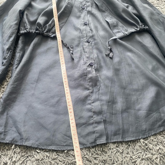 By Andrin Charcoal Button-Up Shirt - Picture 5 of 6